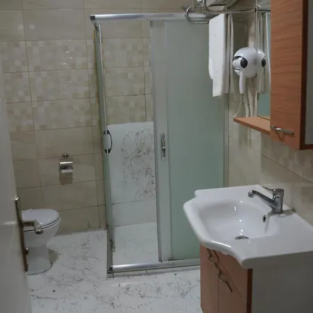 Heraldic Aparthotel 2*