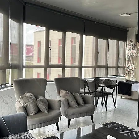 Ξενοδοχείο με διαμερίσματα Heraldic