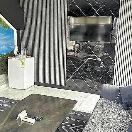 Heraldic Aparthotel