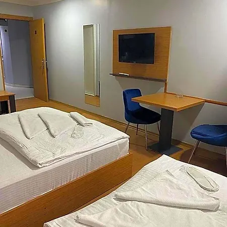 Aparthotel Heraldic 3*