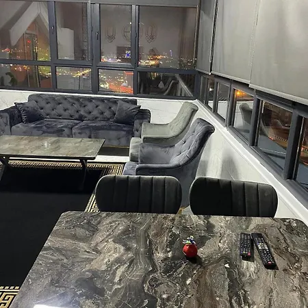 Heraldic شقة فندقية